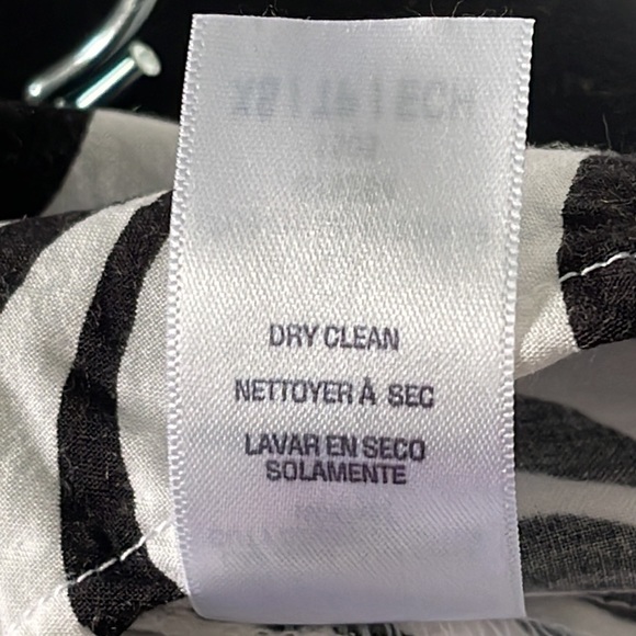 Ella Moss Sweet Top looks cute with white or black denim - Picture 9 of 9